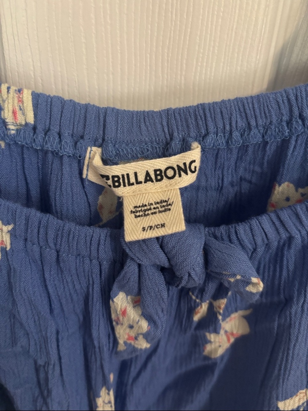 Billabong Blue Floral Off-Shoulder Peasant Top - Picture 3 of 13
